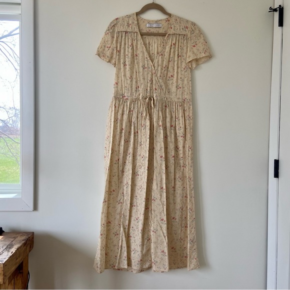 ♥️ Christy Dawn Dress Cream Rose - Picture 6 of 8